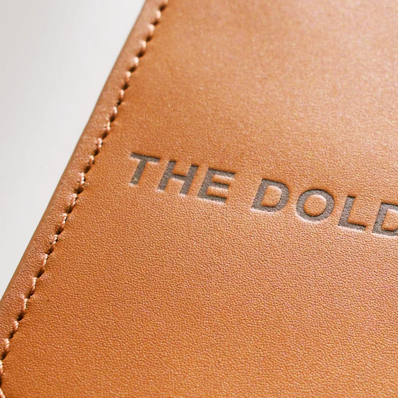 dessous verre tasse cuir detail